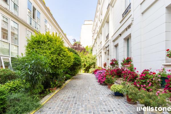 Bureaux à louer à PARIS 75009