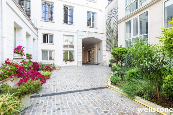 Bureaux à louer à PARIS 75009
