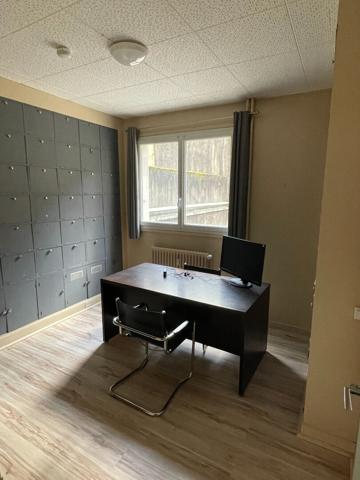 Bureaux 85 m² A LOUER avec 1 parking - Boulevard Gambetta LIMOGES- Proche Tribunal