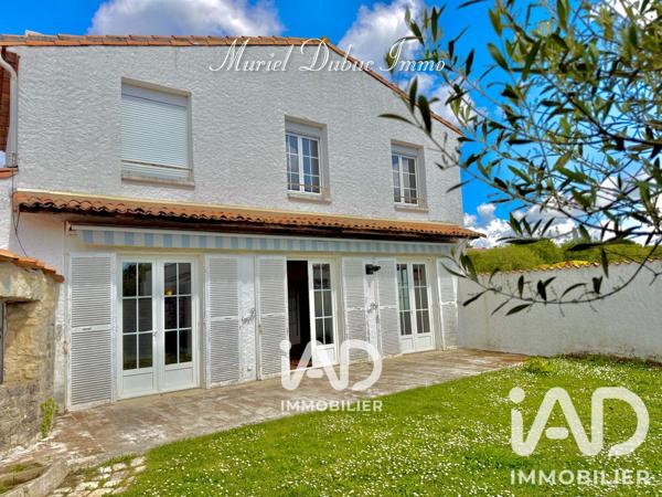Maison à vendre 9 pièces 254 m² Saujon