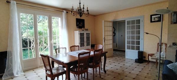 Maison à vendre 6 pièces BESSINES (79)