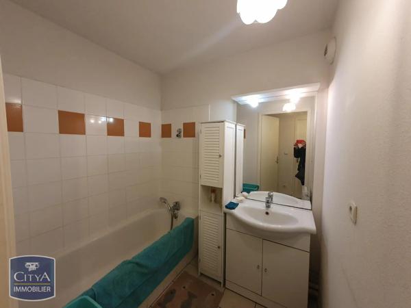 Appartement à louer 3 pièces 61.95m² Fécamp (76400)