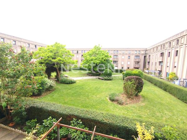 A VENDRE MONTIGNY LE BX LA SOURDERIE 5 PIECES 99M² EN ETAGE, SEJOUR 34M² 3 CHAMBRES PARKING S/SOL