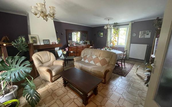 Maison à vendre    5 pièces •  Tignieu-Jameyzieu