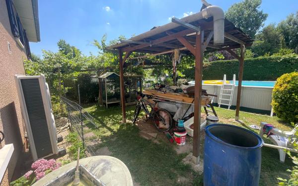 Maison à vendre    5 pièces •  Tignieu-Jameyzieu