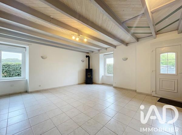 Location maison 4 pièces 108 m² Saint-Thélo