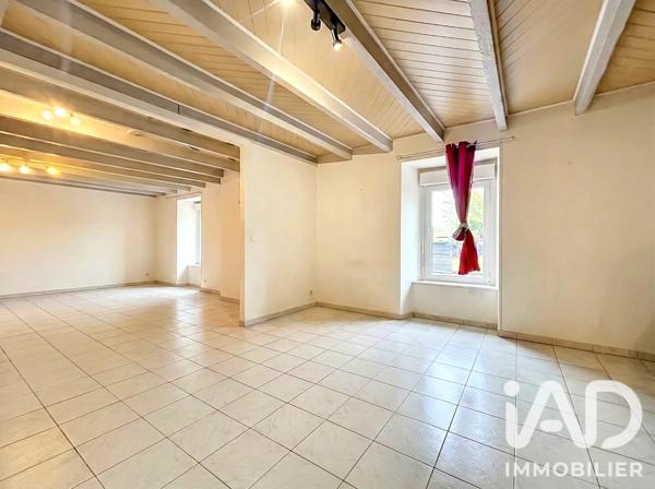 Location maison 4 pièces 108 m² Saint-Thélo