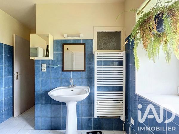 Location maison 4 pièces 108 m² Saint-Thélo