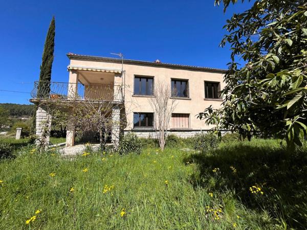 Maison à vendre    5 pièces •  Saint-Paul-le-Jeune