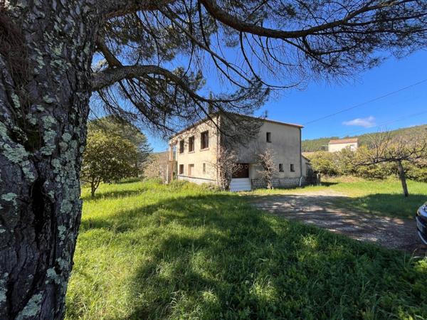 Maison à vendre    5 pièces •  Saint-Paul-le-Jeune