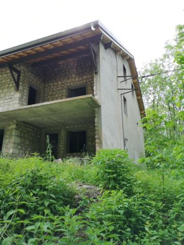 MAISON à CHEZERY