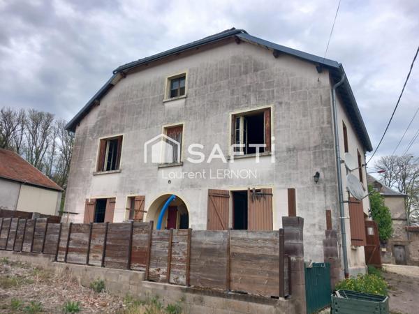 MAISON D'HABITATION A RENOVER ENTIEREMENT