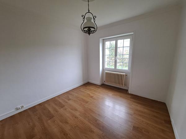 Maison Fontenay-le-Comte 98 m² 3 chambres avec jardin à proximité du centre ville