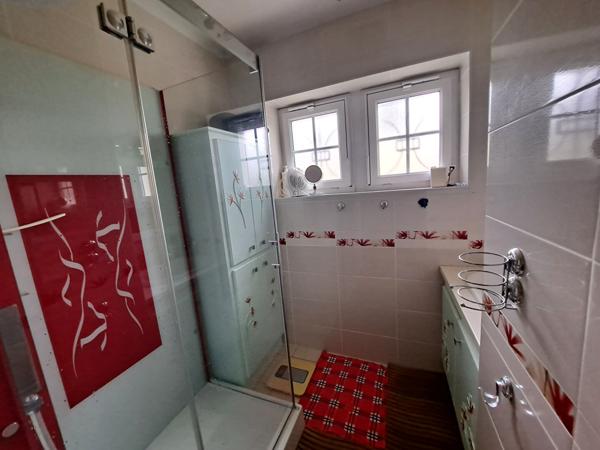 Maison Fontenay-le-Comte 98 m² 3 chambres avec jardin à proximité du centre ville