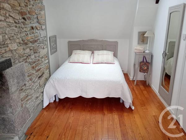 Maison à vendre  8 pièces - 136 m 2   GRANVILLE  - 50