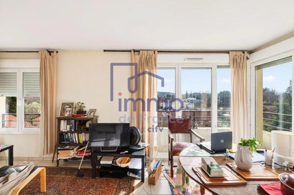 Appartement à vendre à Saint-Genis-Laval (69230)