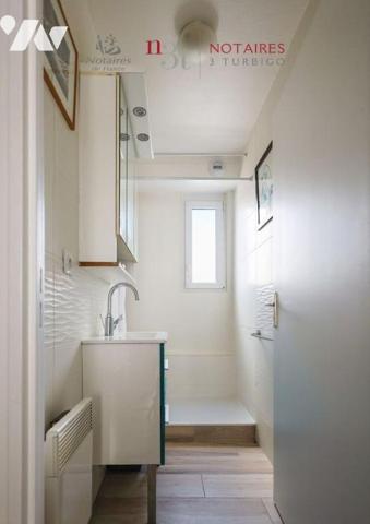 Magnifique Duplex Familial de 4 Chambres avec Parking Paris 20e