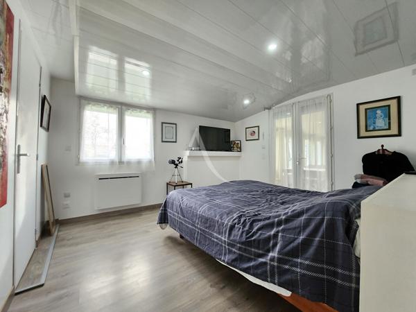 SAINT JULIEN DES LANDES - Maison 4 pièces - 123 m²