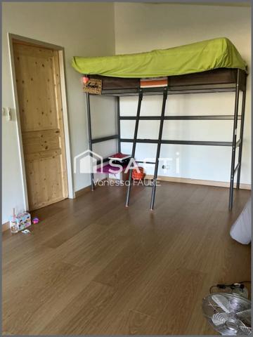 Charmante maison familiale de 150 m2 - Saint-Genes-de-Lombaud (33670)