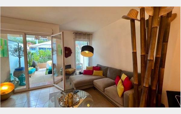 Vente Appartement P3 2 terrasses 2 parking Beziers   