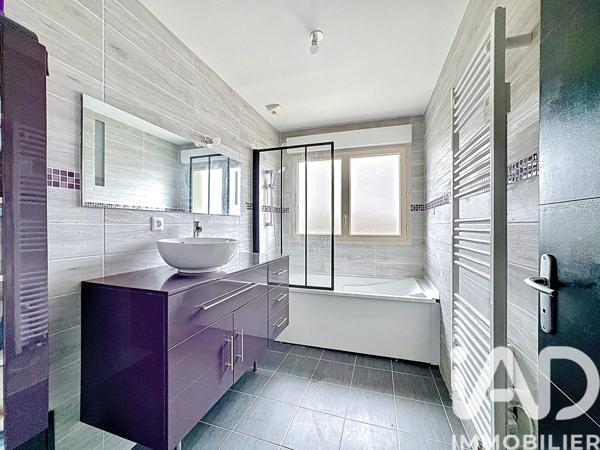 Maison à vendre 5 pièces 95 m² Châlons-en-Champagne