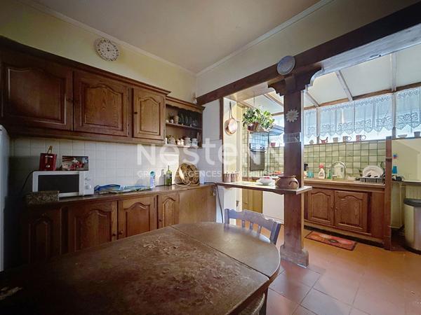 Maison Individuelle 5 Pièces avec 4 chambres à rénover Secteur Collège PIcasso - 69500 BRON