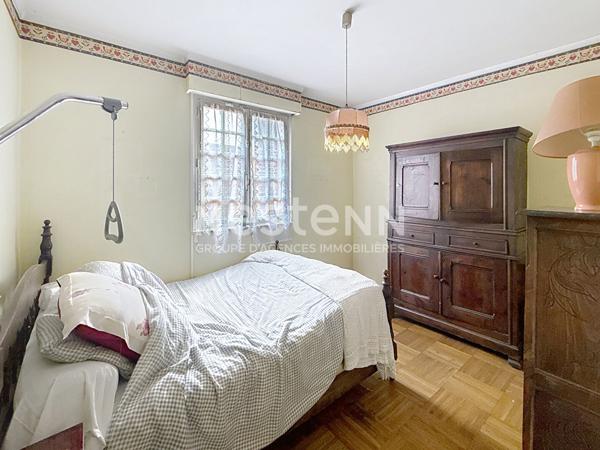 Maison Individuelle 5 Pièces avec 4 chambres à rénover Secteur Collège PIcasso - 69500 BRON