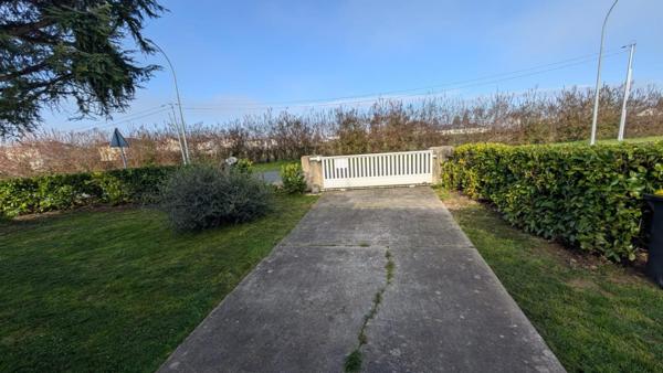 Maison de plain-pied dans quartier recherché