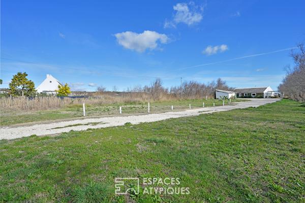 Les deux maisons de Gardian en petite Camargue