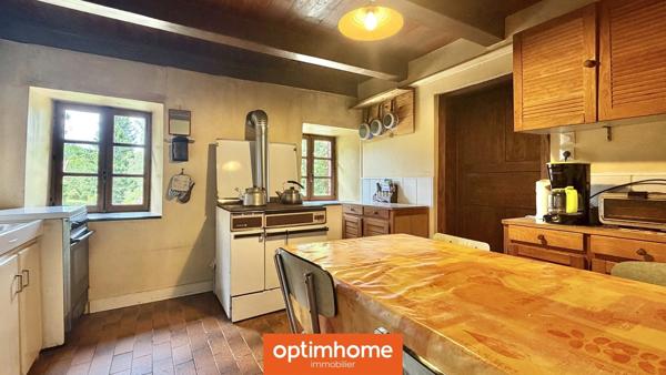 VENTRON – Ancienne ferme de montagne en pierre sur plus d'1 hectare de terrain – 140 m² habitables – Grange, caves et ruisseau