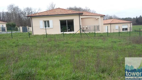 Terrain à bâtir 1013 m2 sur Garat en direction de Touvre