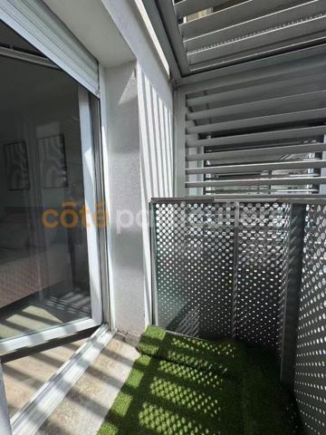 Vente
                Appartement68,74 m² - 4 Pièces -
                    PANTIN (93500)