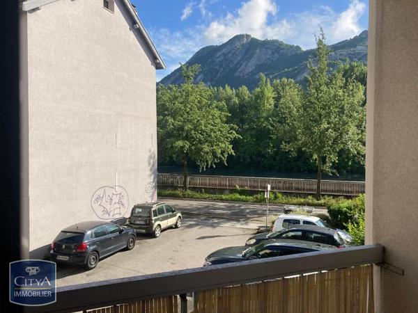 Appartement à louer 1 pièce 23.68m² Grenoble (38000)