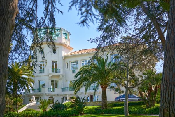 Vente Maison de maître Cap D'Antibes 15 Pièces 1000 m²