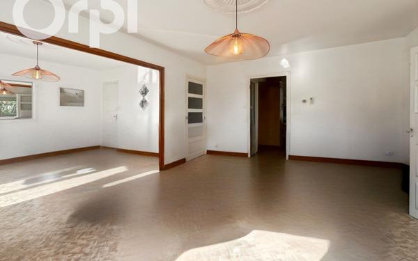 Maison à louer    4 pièces •  Vallon-Pont-d'Arc