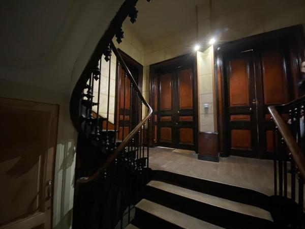 Bureau 4 pièces - 90 m²