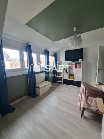 Grande  famille : cette maison semi plain pied sur un sous sol complet offre 5 chambres et 2 salles de bains