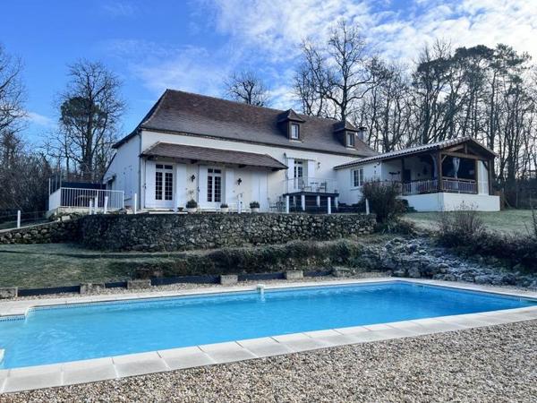 Maison à vendre |  Creysse |  8 pièces | 203 m²