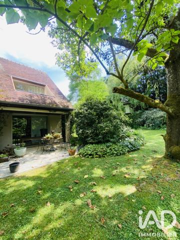 Maison à vendre 7 pièces 240 m² Saint-Fuscien