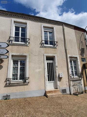 Maison de ville à louer à Cormes dans la Sarthe (72400), ref : 478   
centre bourg