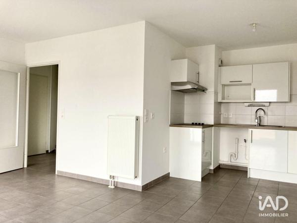 Location appartement 2 pièces 47 m² Lesquin