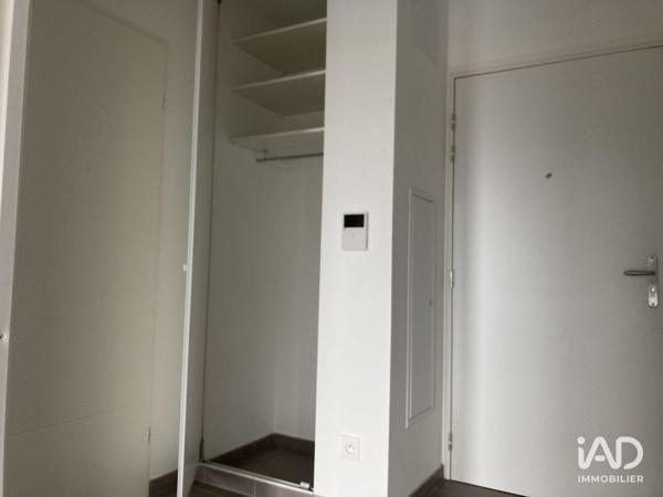 Location appartement 2 pièces 47 m² Lesquin