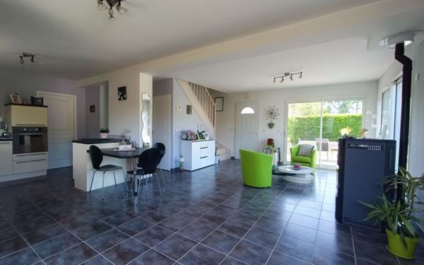 Maison à vendre    4 pièces • 94 m2 Vallières