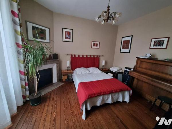 45200 MONTARGIS - MAISON DE VILLE 188 M²