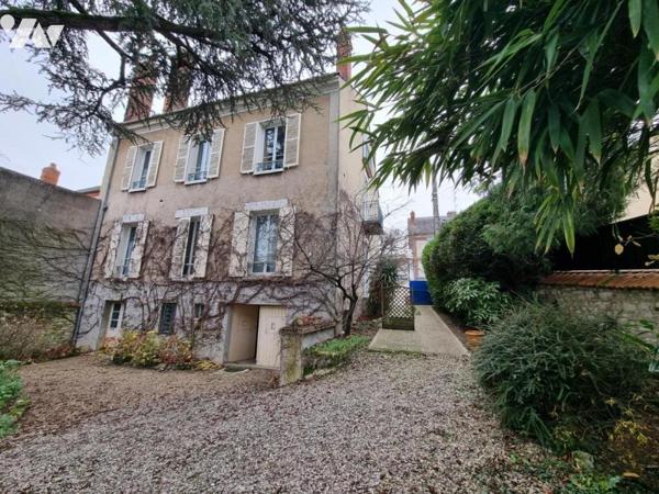 45200 MONTARGIS - MAISON DE VILLE 188 M²