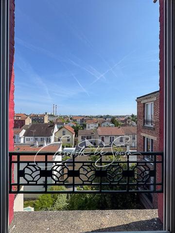 AGREABLE STUDIO REFAIT A NEUF