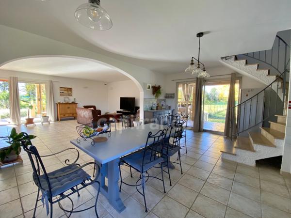 Dpt Gard (30), à vendre SAINT QUENTIN LA POTERIE Belle propriété avec résidence principale, chambres d'hôtes et gîte, piscine, parc arboré d'environ 5 000 m2