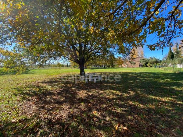 Dpt Gard (30), à vendre SAINT QUENTIN LA POTERIE Belle propriété avec résidence principale, chambres d'hôtes et gîte, piscine, parc arboré d'environ 5 000 m2