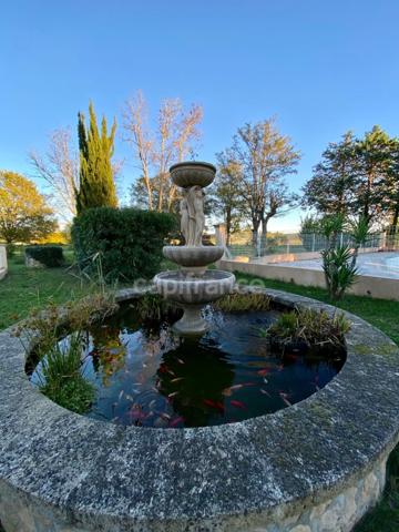 Dpt Gard (30), à vendre SAINT QUENTIN LA POTERIE Belle propriété avec résidence principale, chambres d'hôtes et gîte, piscine, parc arboré d'environ 5 000 m2