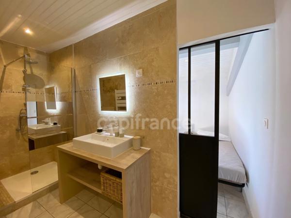 Dpt Gard (30), à vendre SAINT QUENTIN LA POTERIE Belle propriété avec résidence principale, chambres d'hôtes et gîte, piscine, parc arboré d'environ 5 000 m2